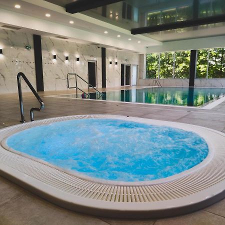 Hotel Nad Czernica Czarne  Екстериор снимка