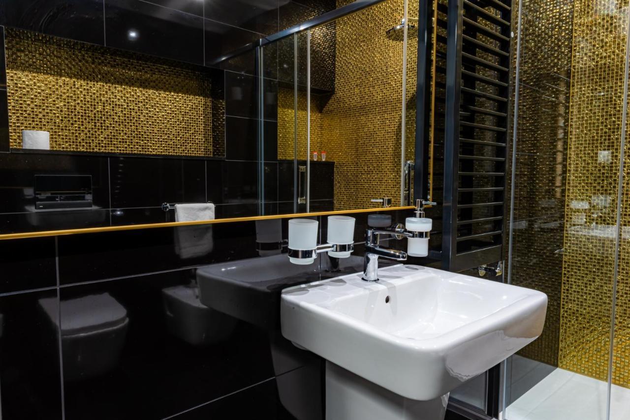 Hotel Nad Czernica Czarne  Екстериор снимка